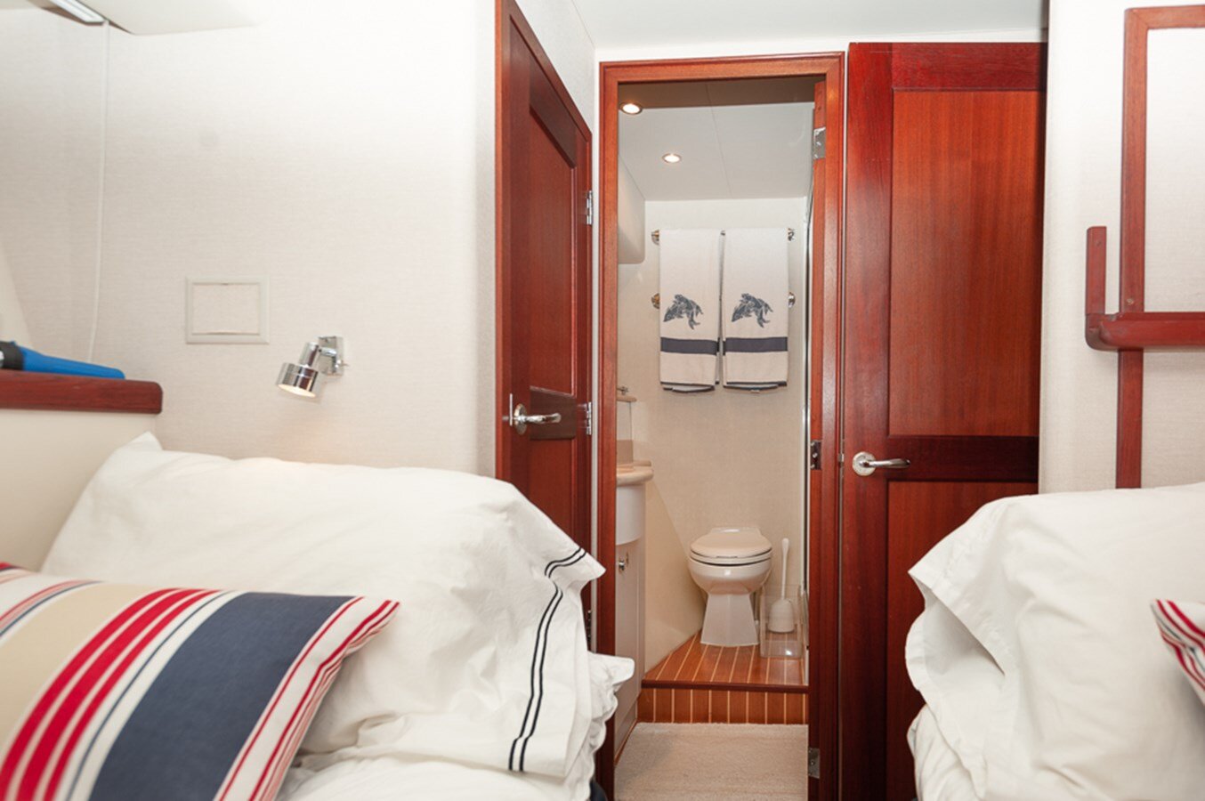 2003-pacific-mariner-65-6d0bae