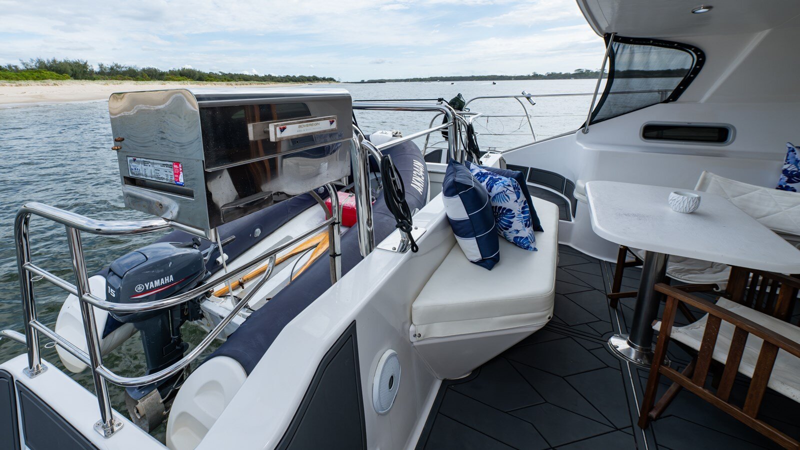 2003-perry-44-6-d48342