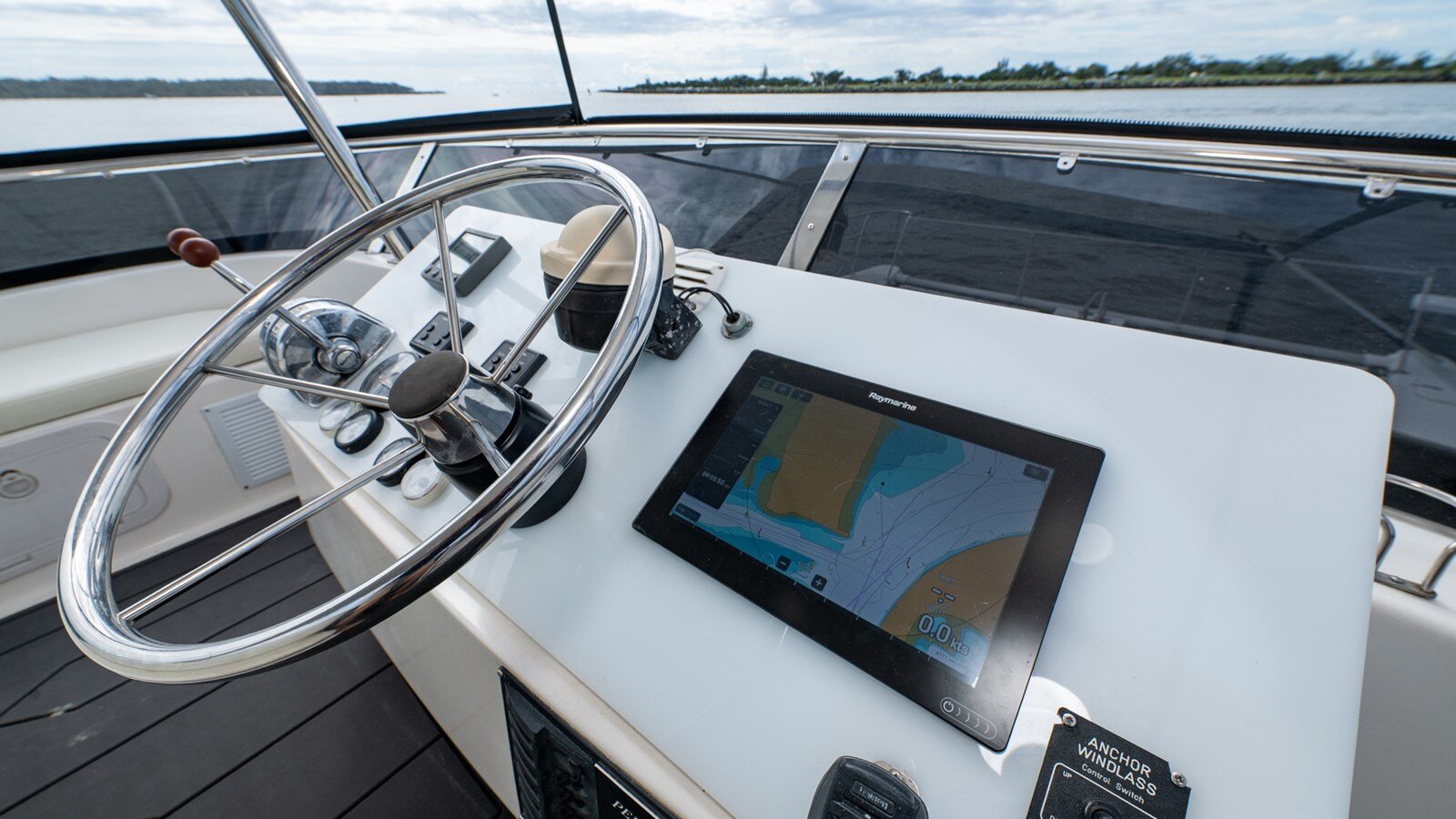 2003-perry-44-6-d48342