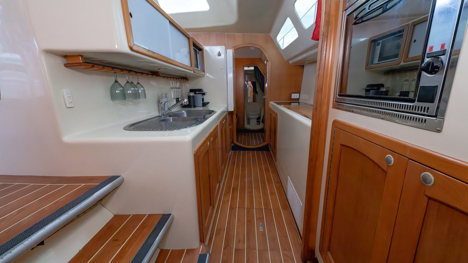 2003-perry-44-6-d48342