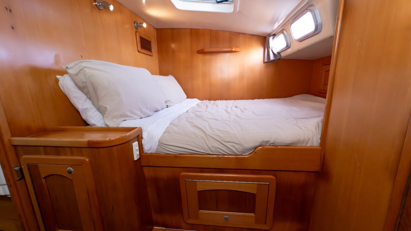 2003-perry-44-6-d48342