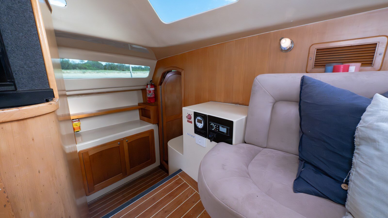 2003-perry-44-6-d48342