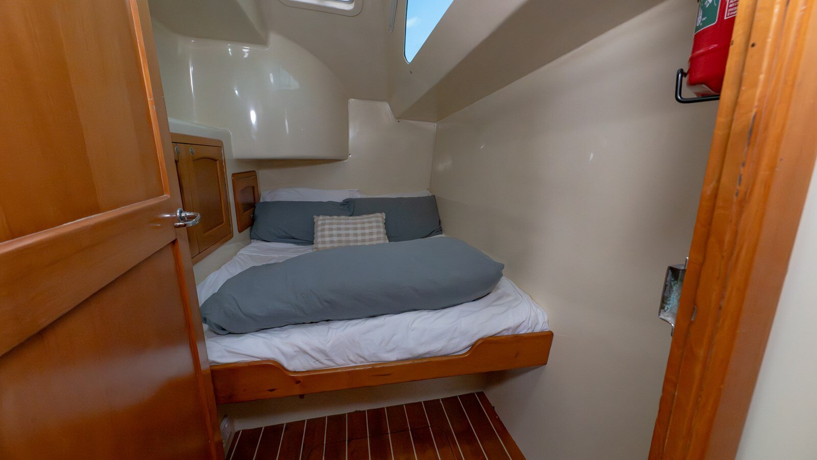 2003-perry-44-6-d48342