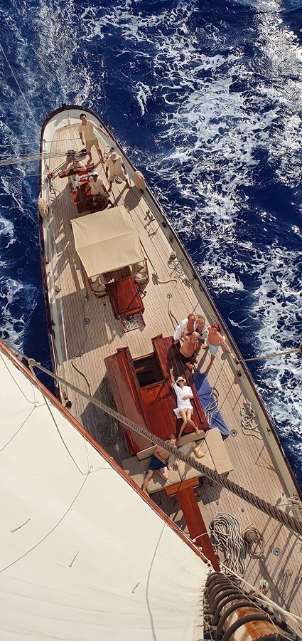 2003 SCHOONER 101' 9