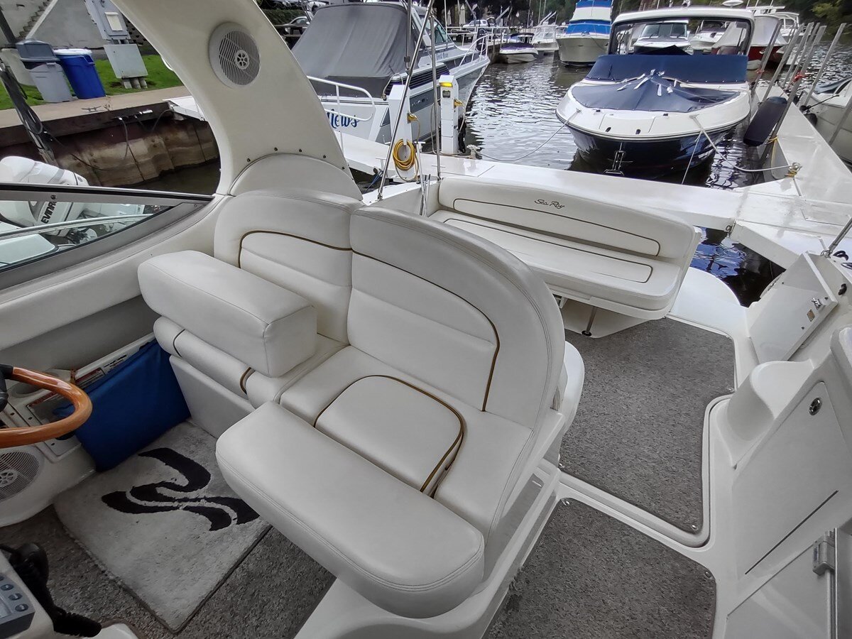 2003-sea-ray-33-4-dab025