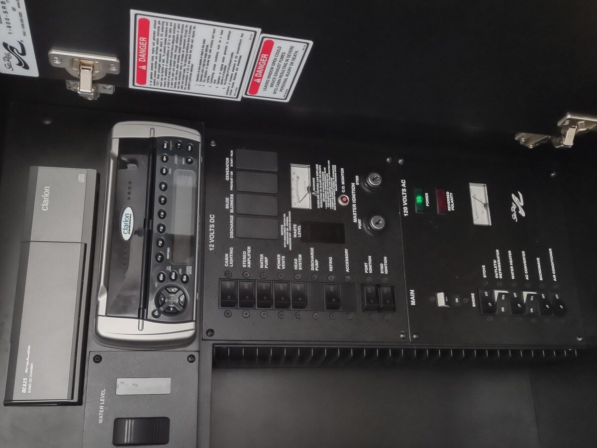 2003-sea-ray-33-4-dab025