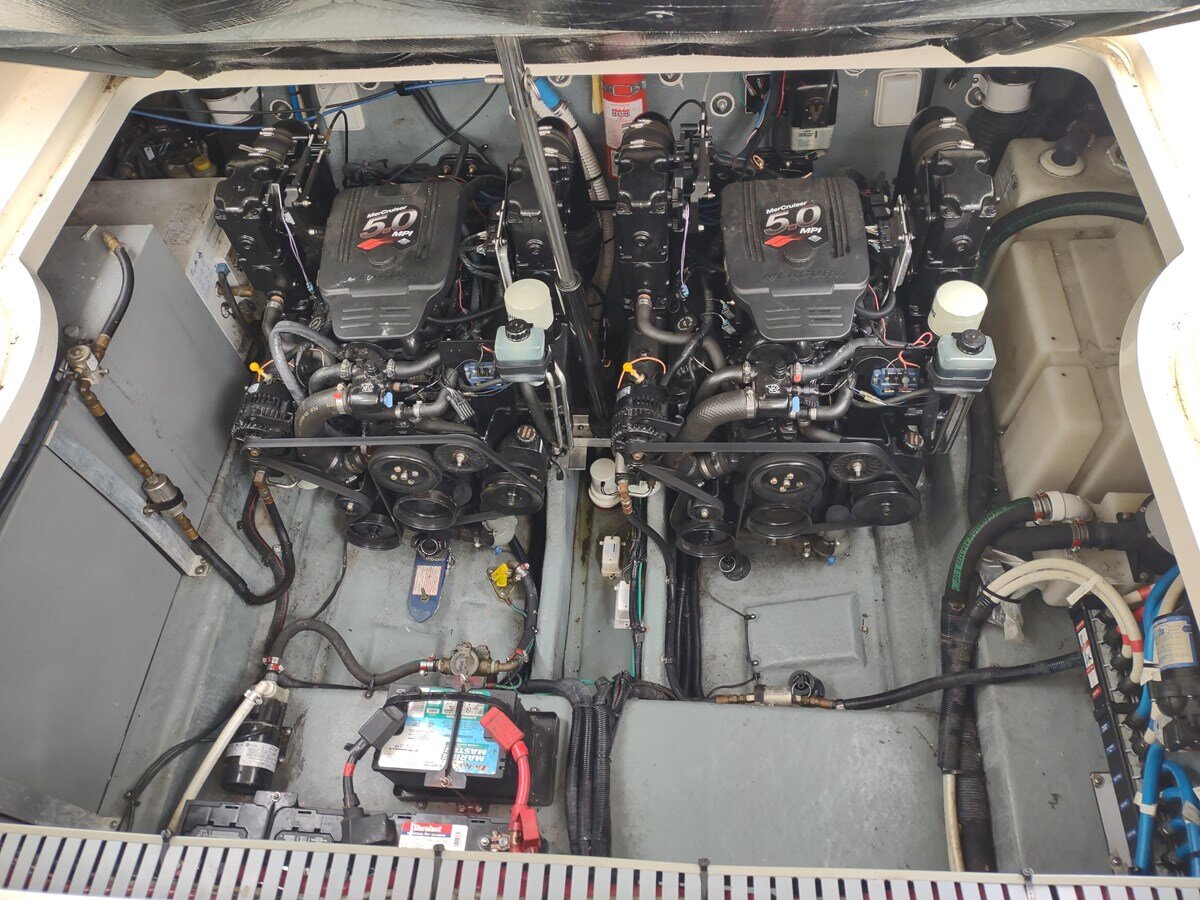 2003-sea-ray-33-4-dab025