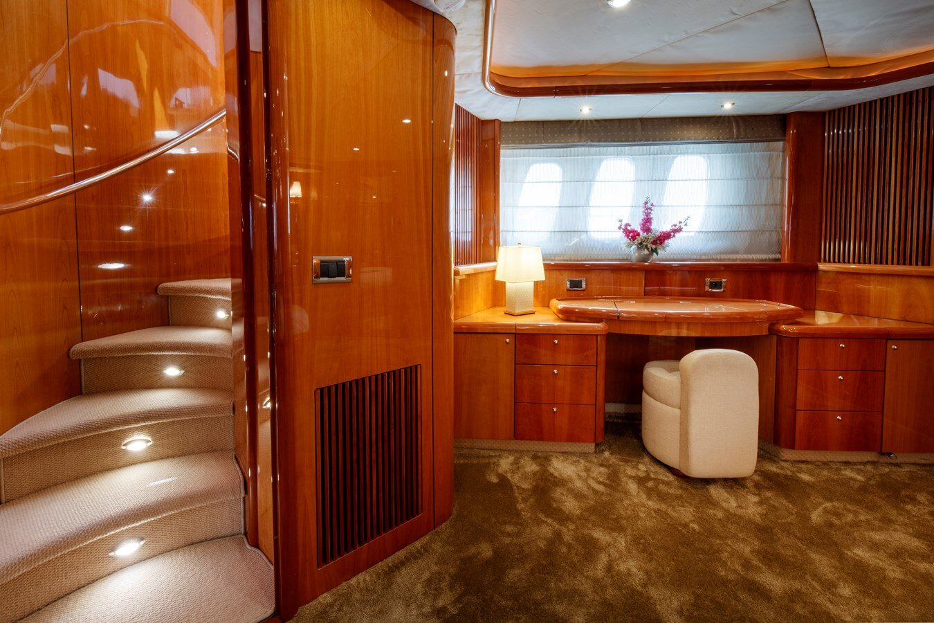 2003 SUNSEEKER 85' 4