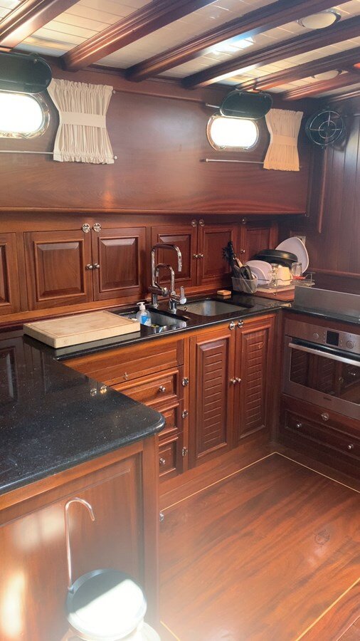 2003-valena-yachting-52-10-688ead