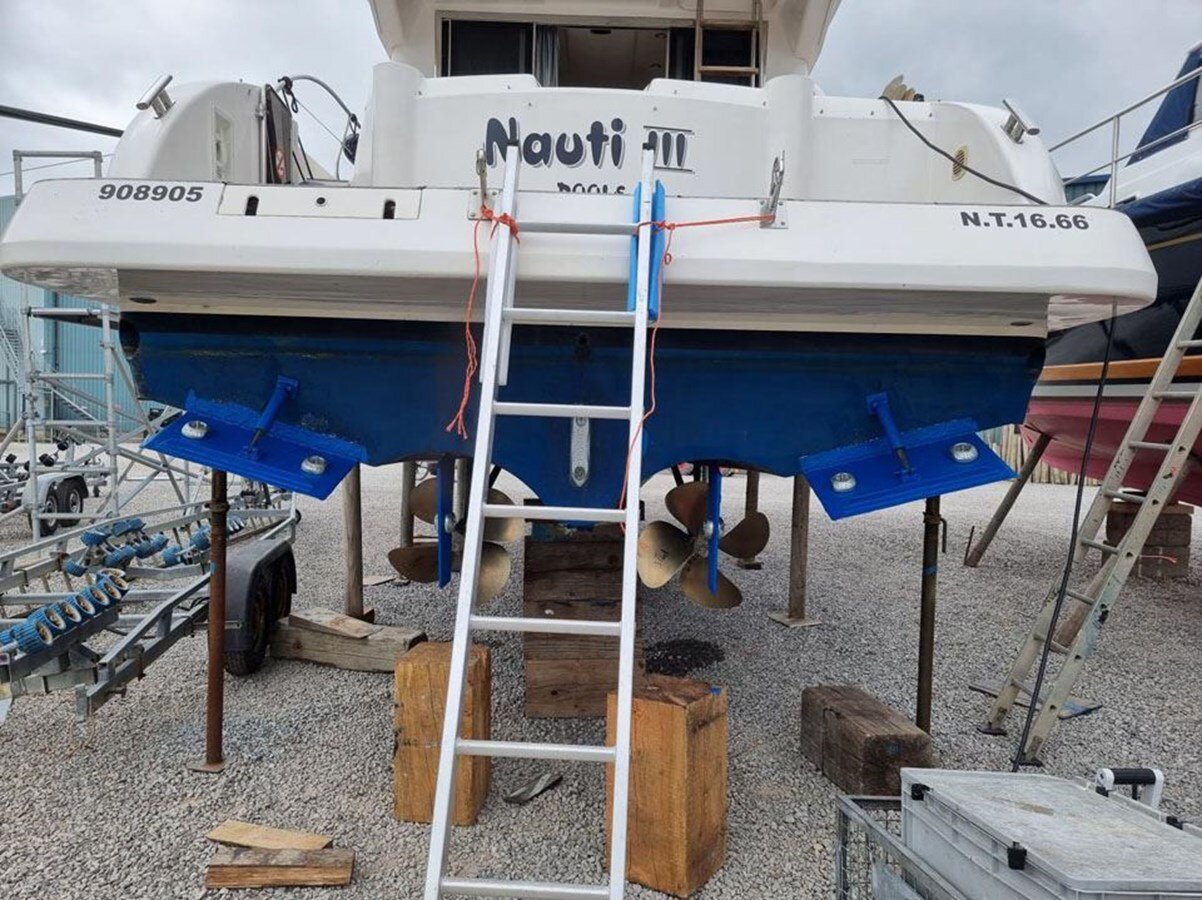 2004-astondoa-42-31a2ae