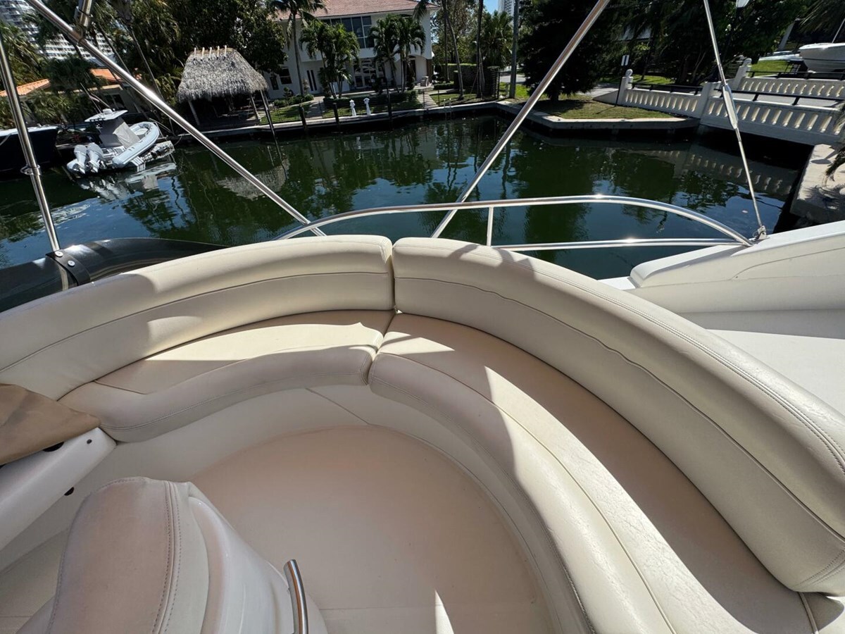 2004-azimut-yachts-43-46df14