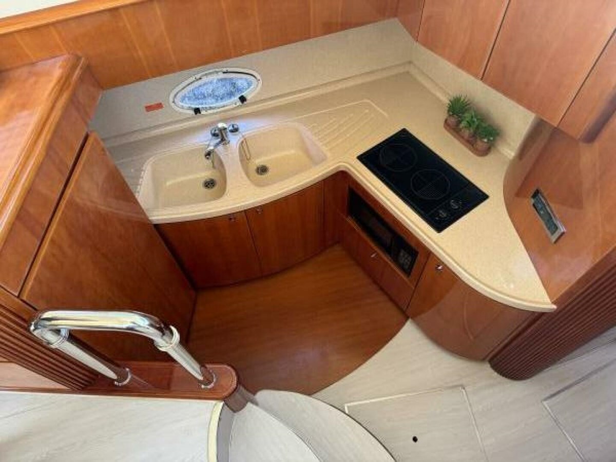 2004-azimut-yachts-43-46df14