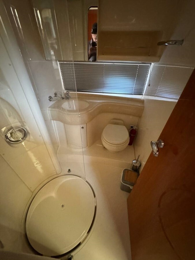 2004-azimut-yachts-43-46df14