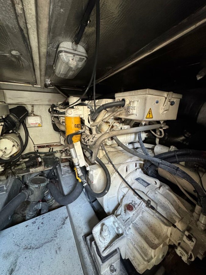 2004-azimut-yachts-43-46df14