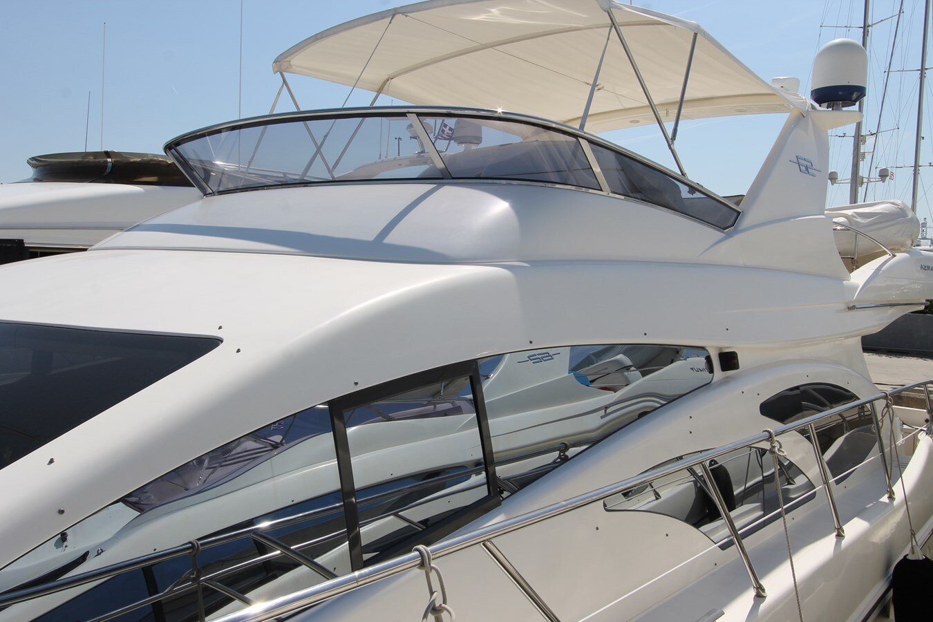 2004-azimut-yachts-63-1-053c56