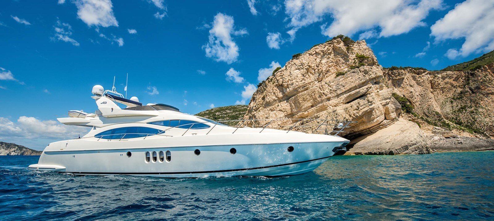 2004-azimut-yachts-68-11-7dd5aa