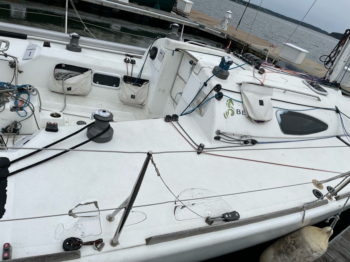 2004-beneteau-33-4-eb0288