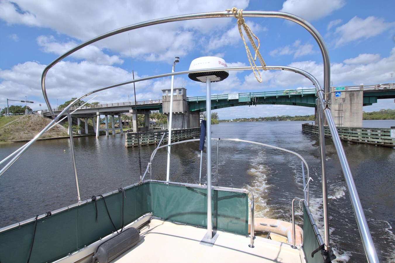 2004-camano-31-1e6e74