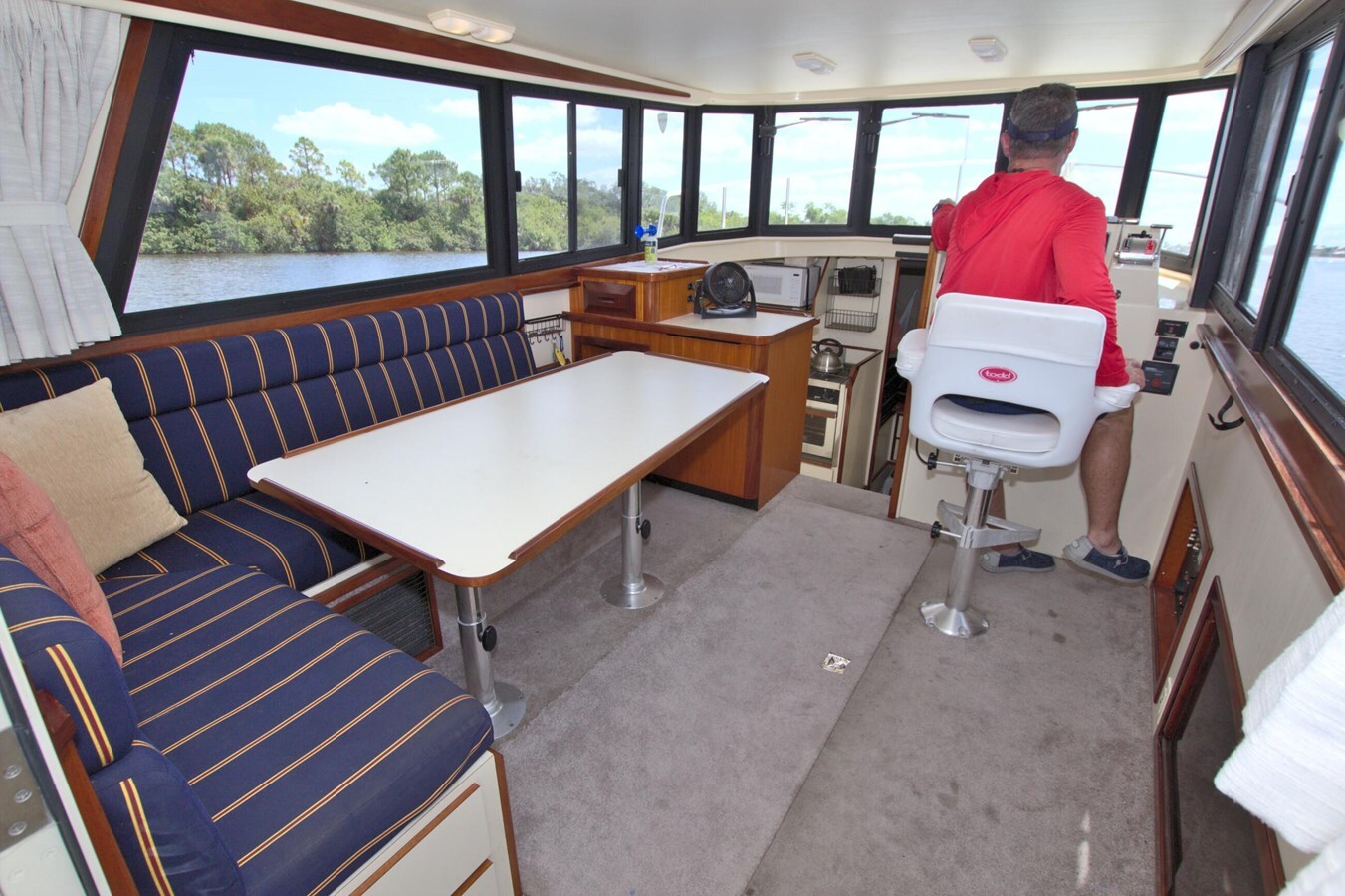 2004-camano-31-1e6e74