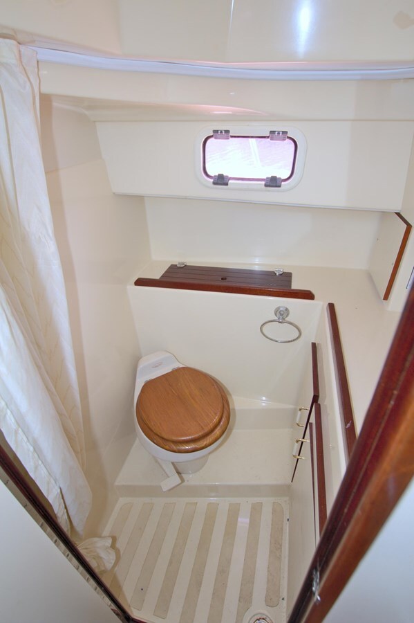 2004-camano-31-1e6e74