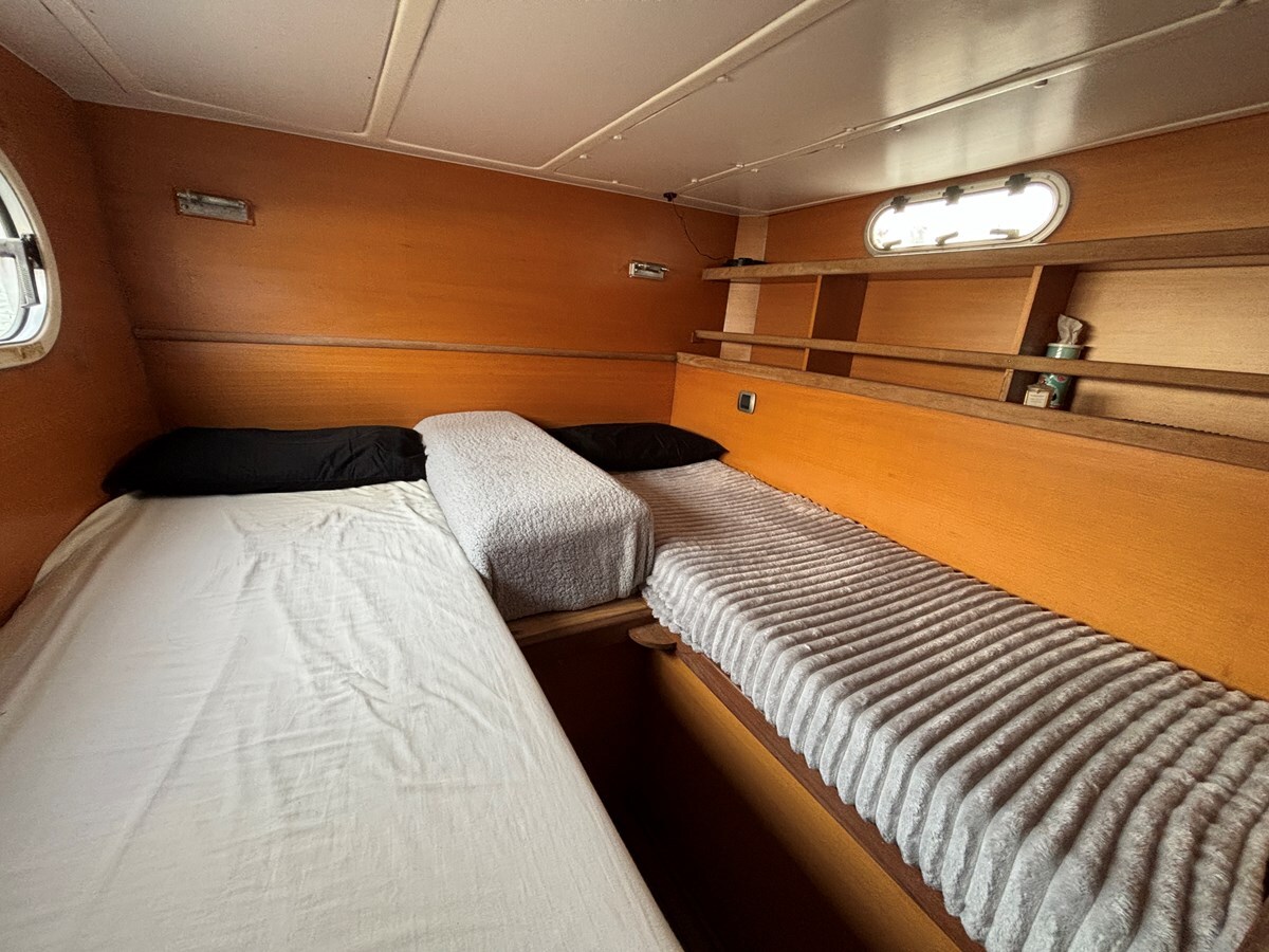 2004-catana-47-1-5e7140