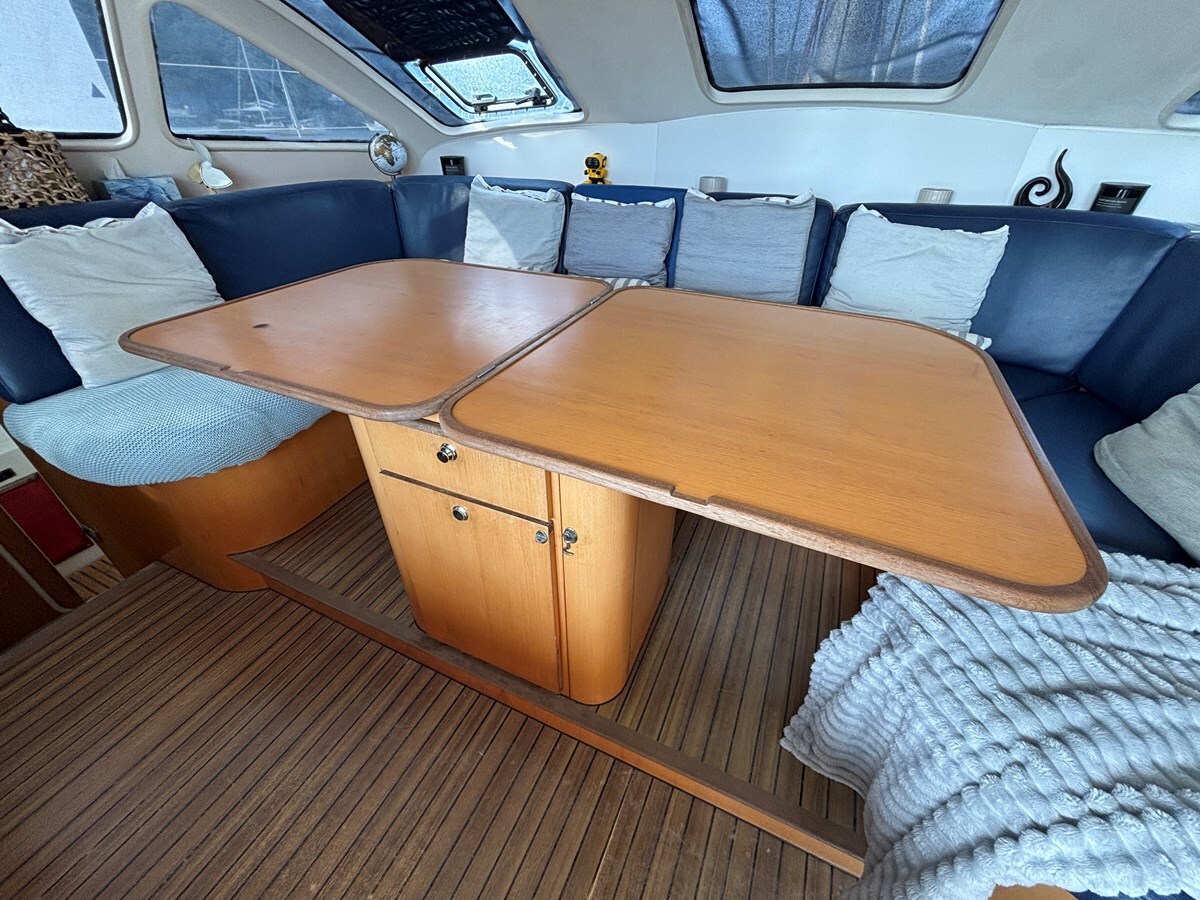 2004-catana-47-1-5e7140