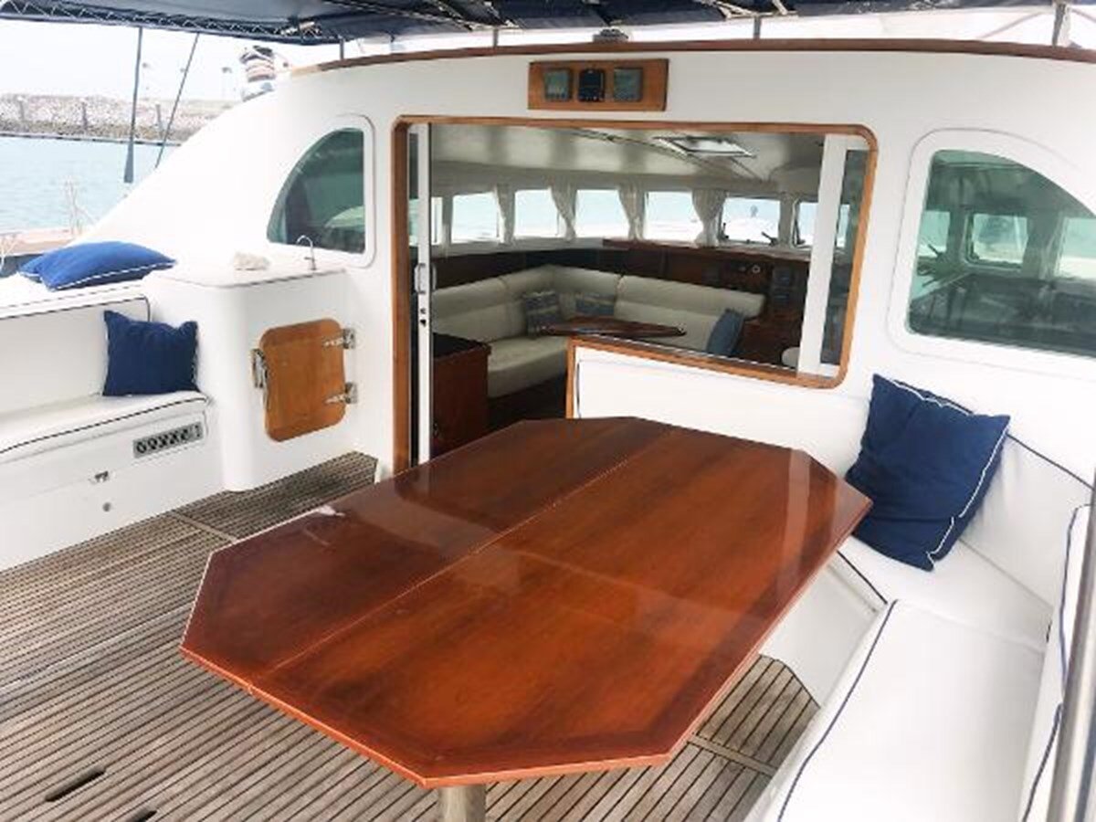 2004-cnb-yachts-55-11-c6b6ad