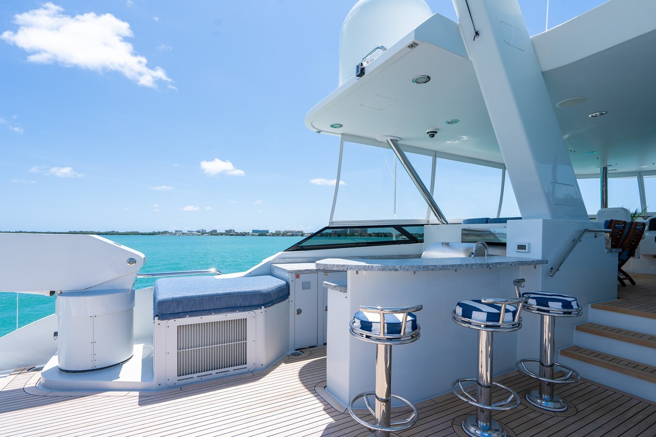 2004-crescent-yachts-120-a38bde