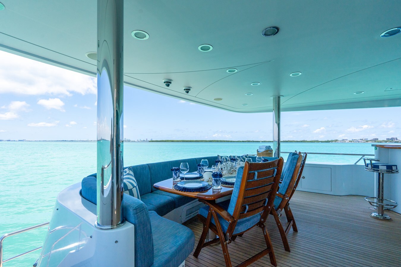 2004-crescent-yachts-120-a38bde