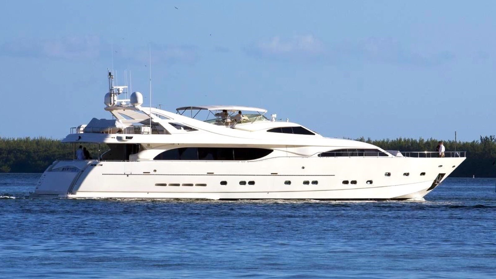 2004-ferretti-yachts-112-1-4a209e