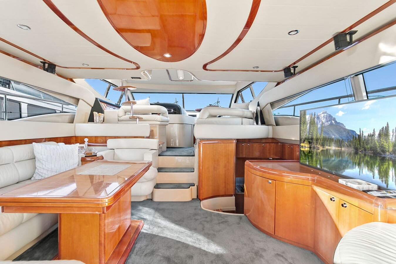 2004-ferretti-yachts-60-e280d0