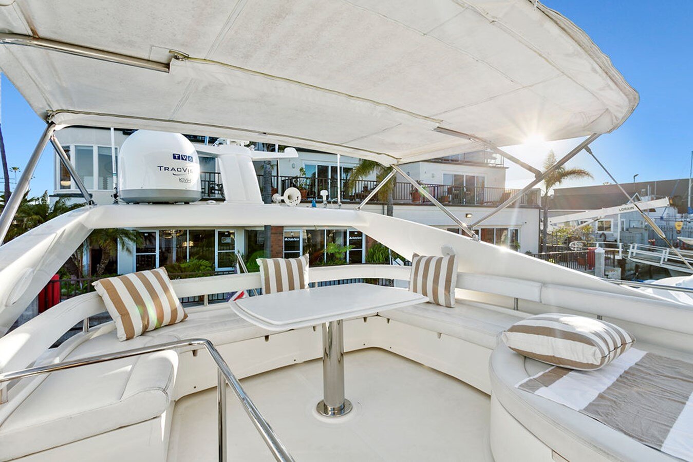 2004-ferretti-yachts-60-e280d0