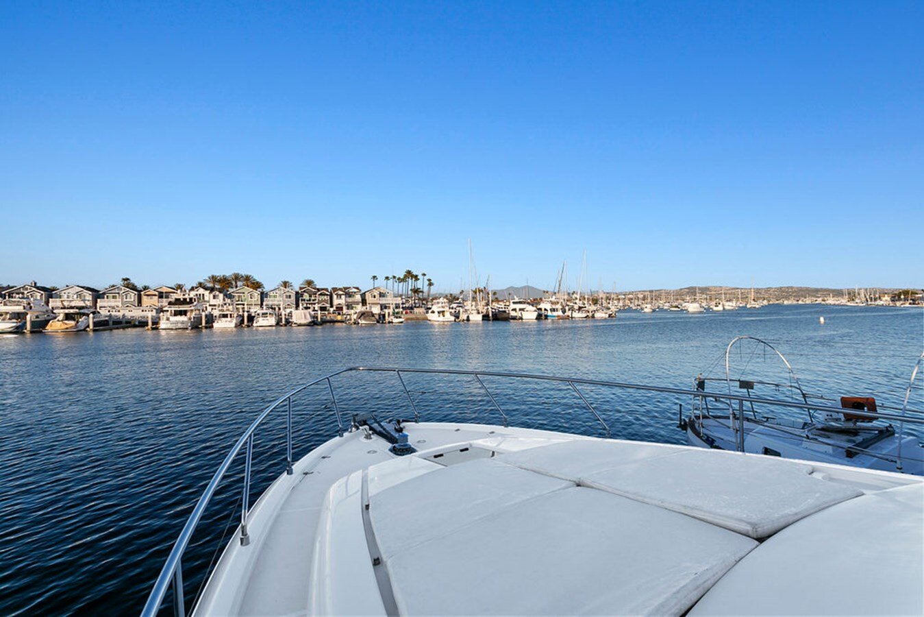 2004-ferretti-yachts-60-e280d0