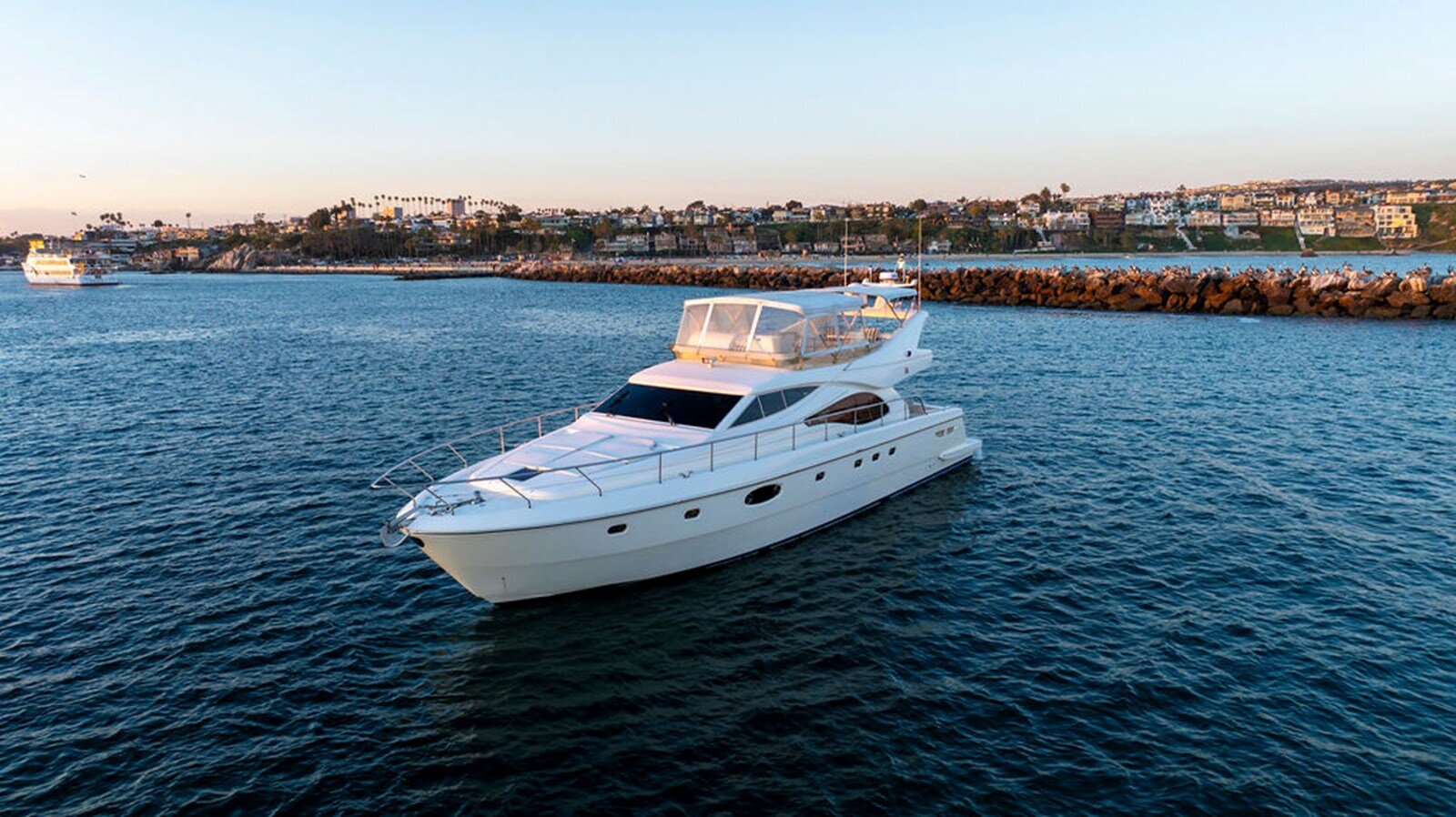 2004-ferretti-yachts-60-e280d0