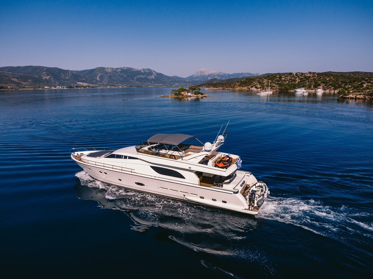 2004-ferretti-yachts-78-9-26695f