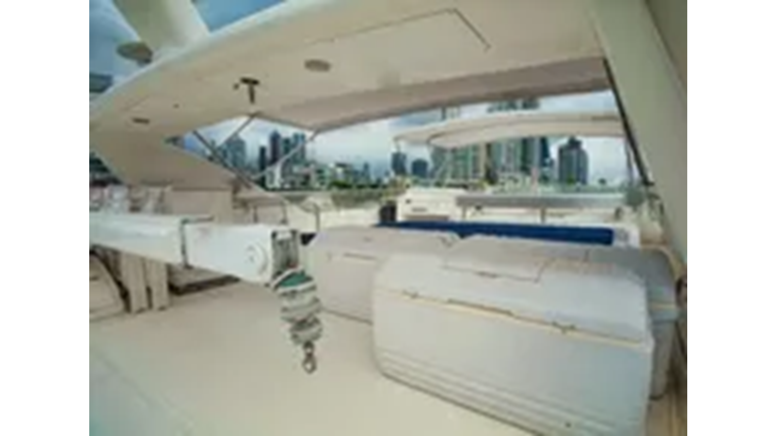 2004-ferretti-yachts-81-54aac0