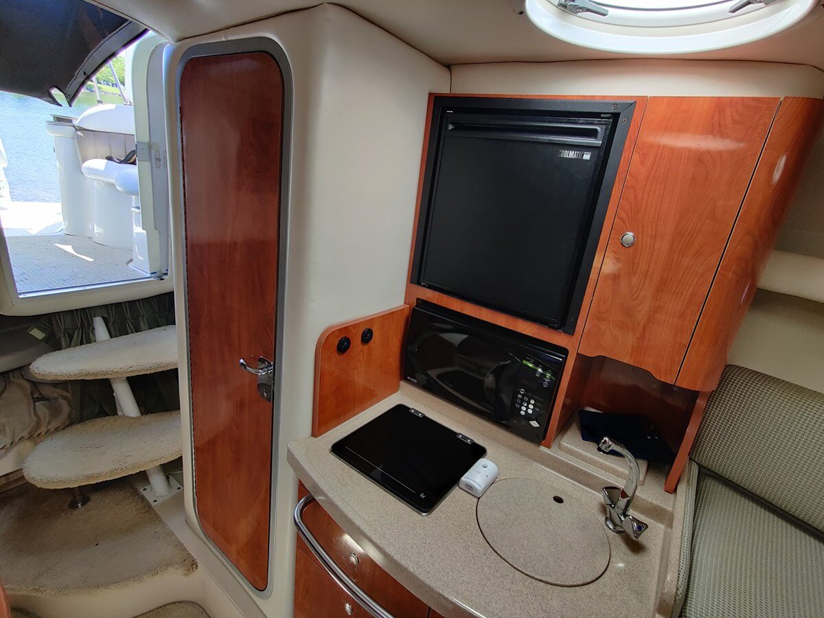 2004-four-winns-28-ffc465