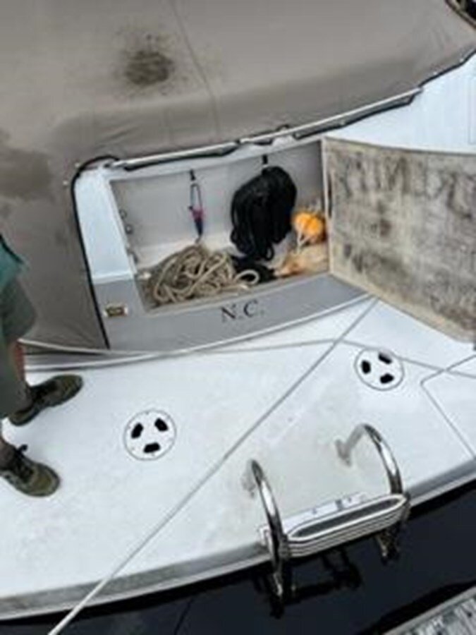 2004-four-winns-28-ffc465