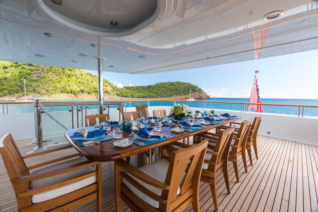 2004 HAKVOORT 152' 1