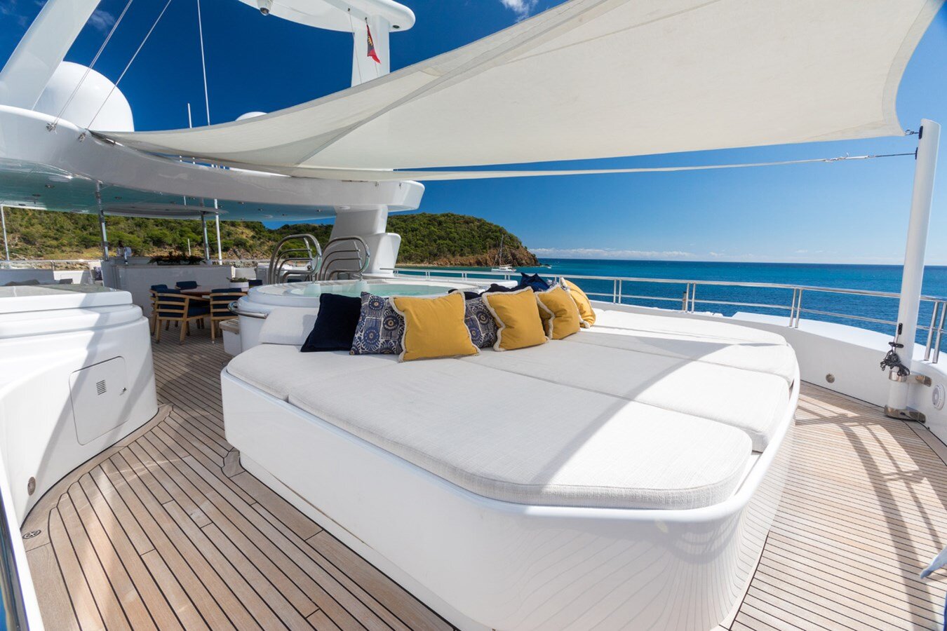 2004 HAKVOORT 152' 1