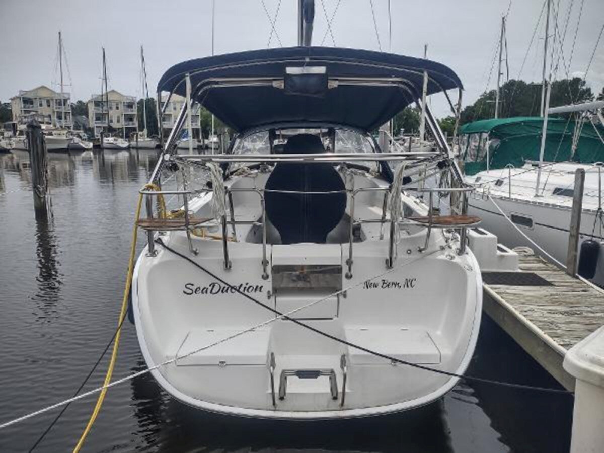 2004-hunter-35-8-c0824c