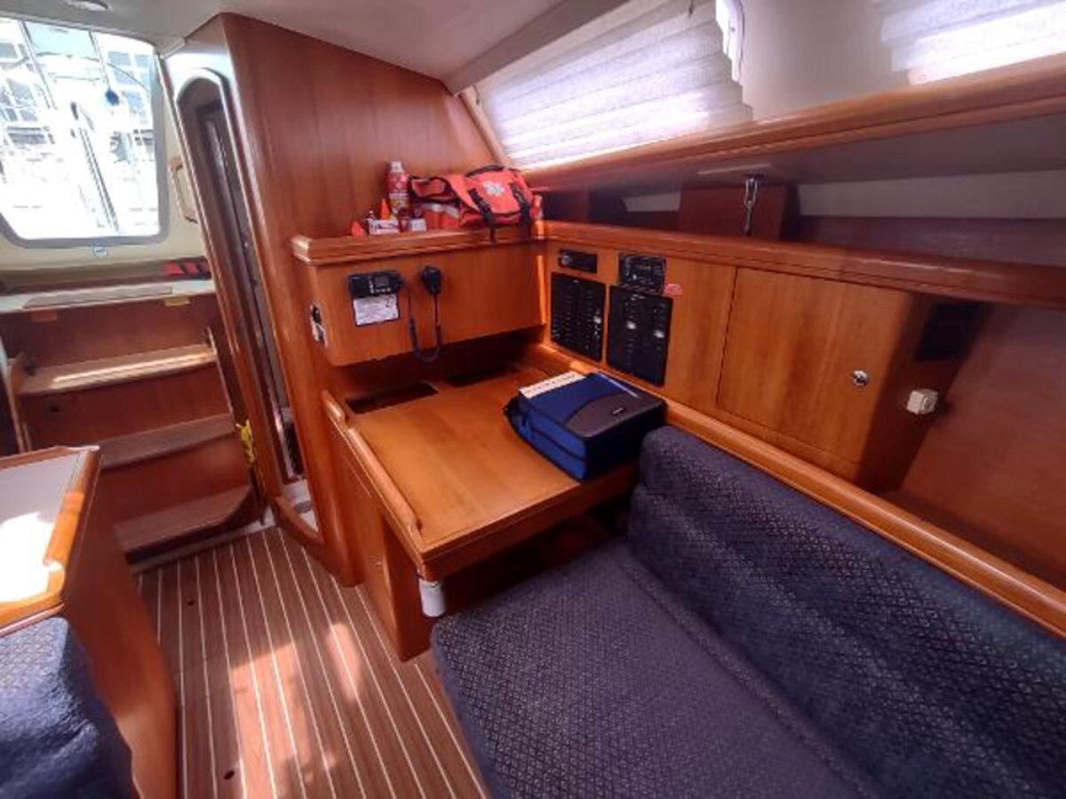 2004-hunter-35-8-c0824c