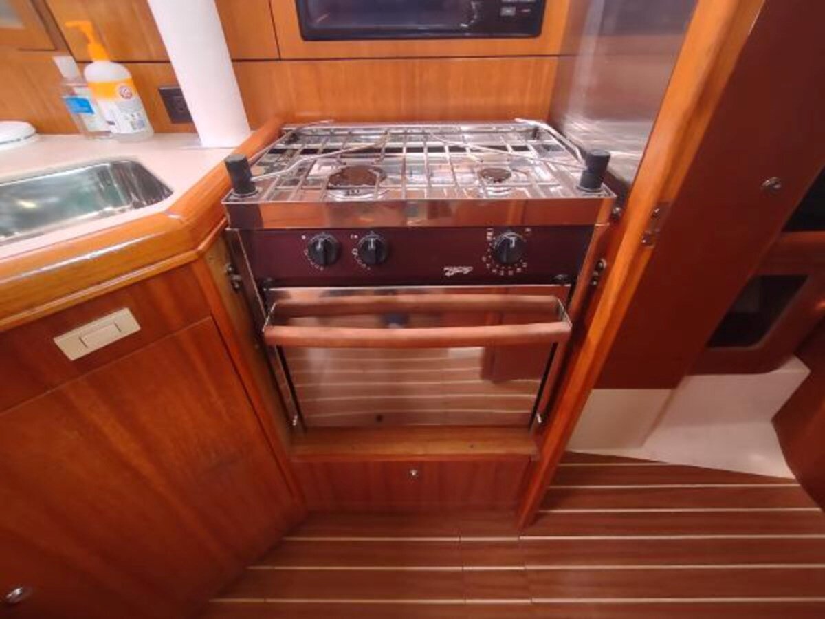 2004-hunter-35-8-c0824c