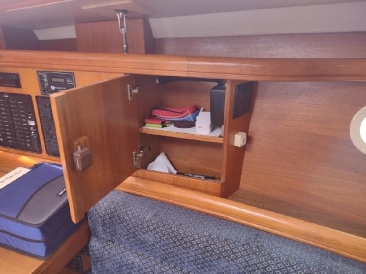 2004-hunter-35-8-c0824c