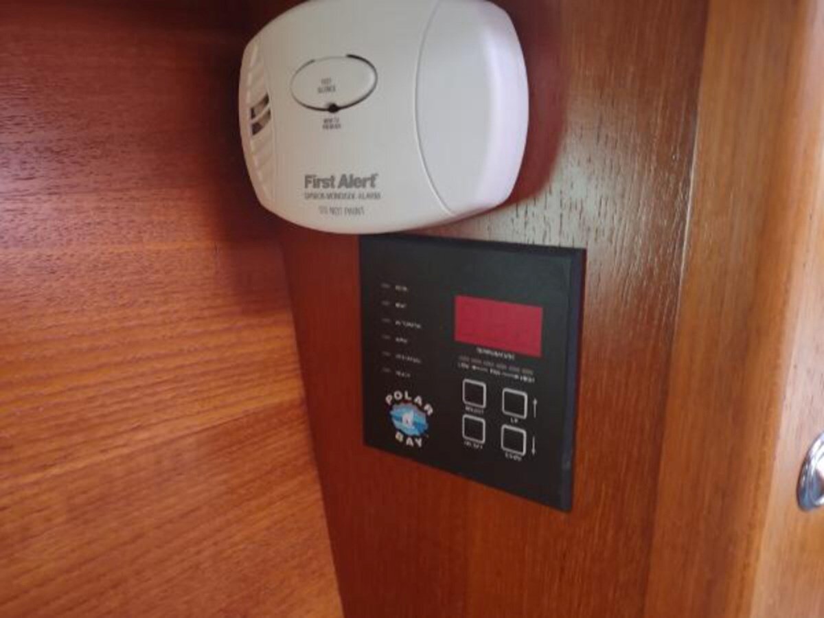 2004-hunter-35-8-c0824c