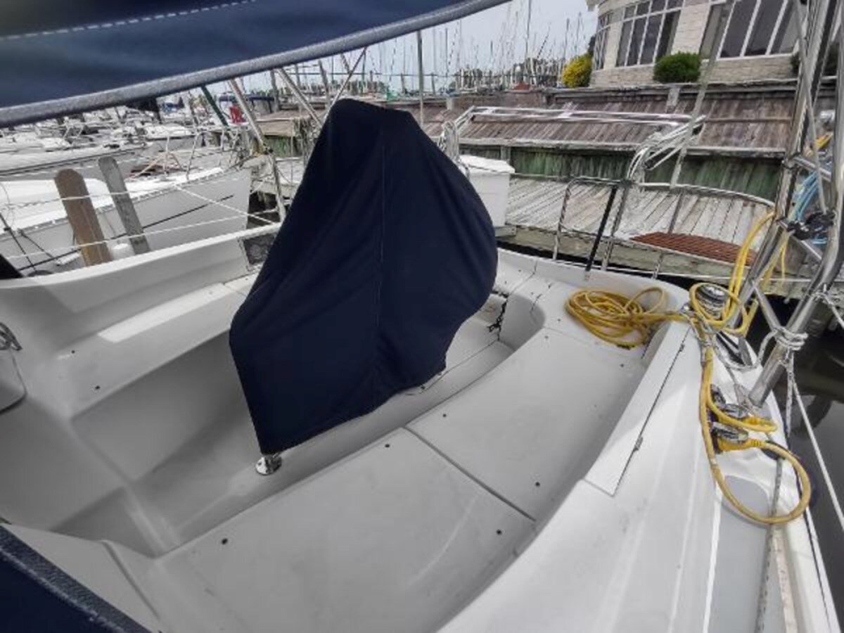 2004-hunter-35-8-c0824c