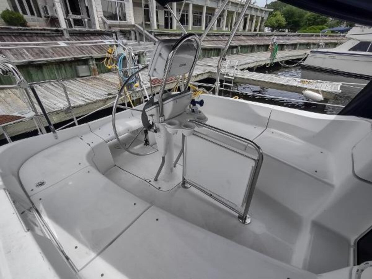 2004-hunter-35-8-c0824c