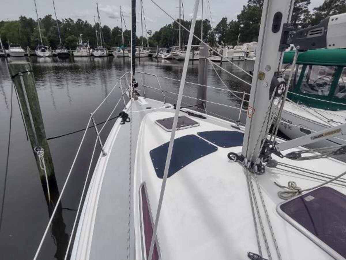 2004-hunter-35-8-c0824c