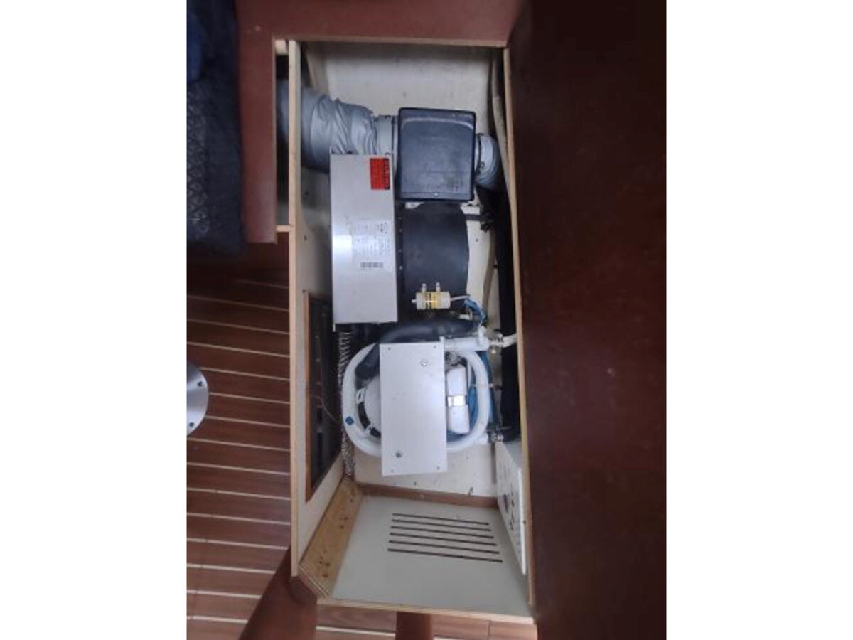 2004-hunter-35-8-c0824c