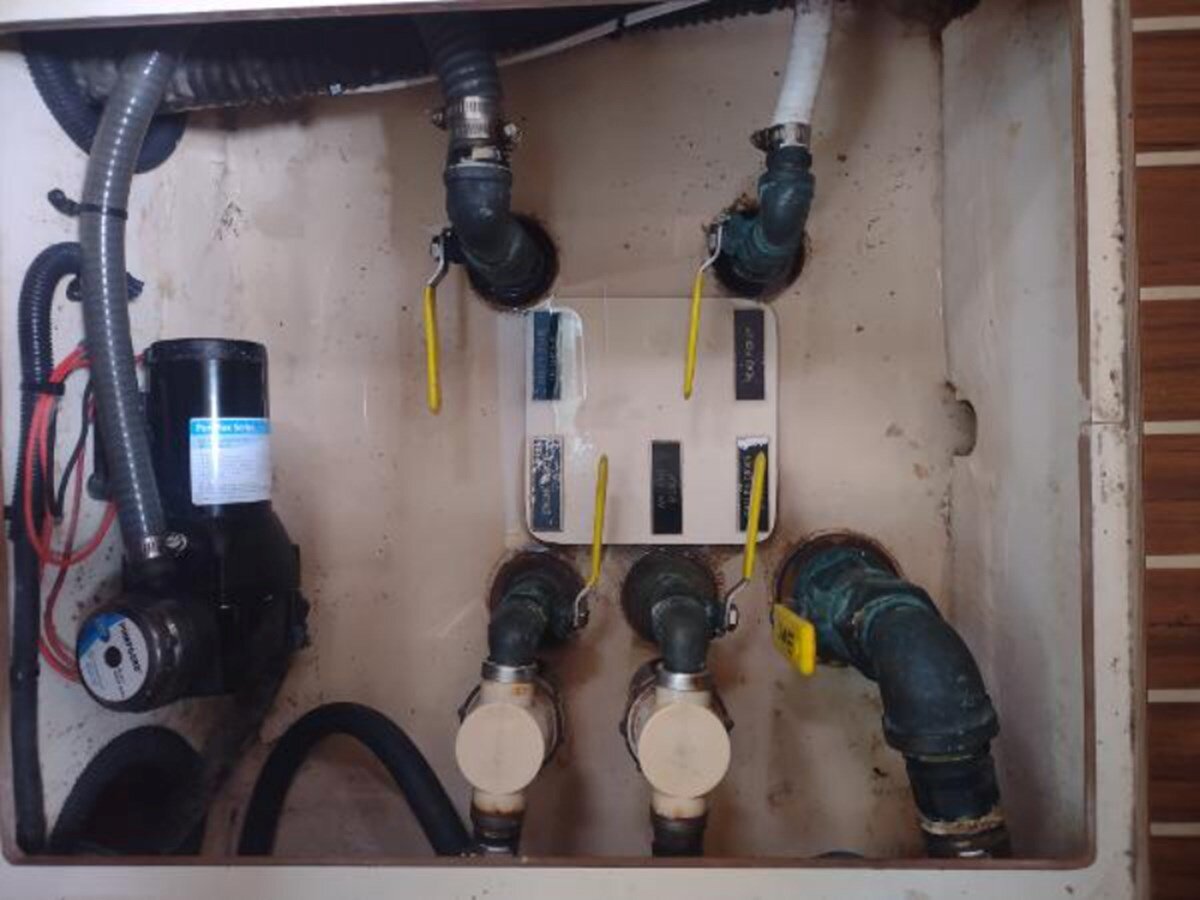 2004-hunter-35-8-c0824c